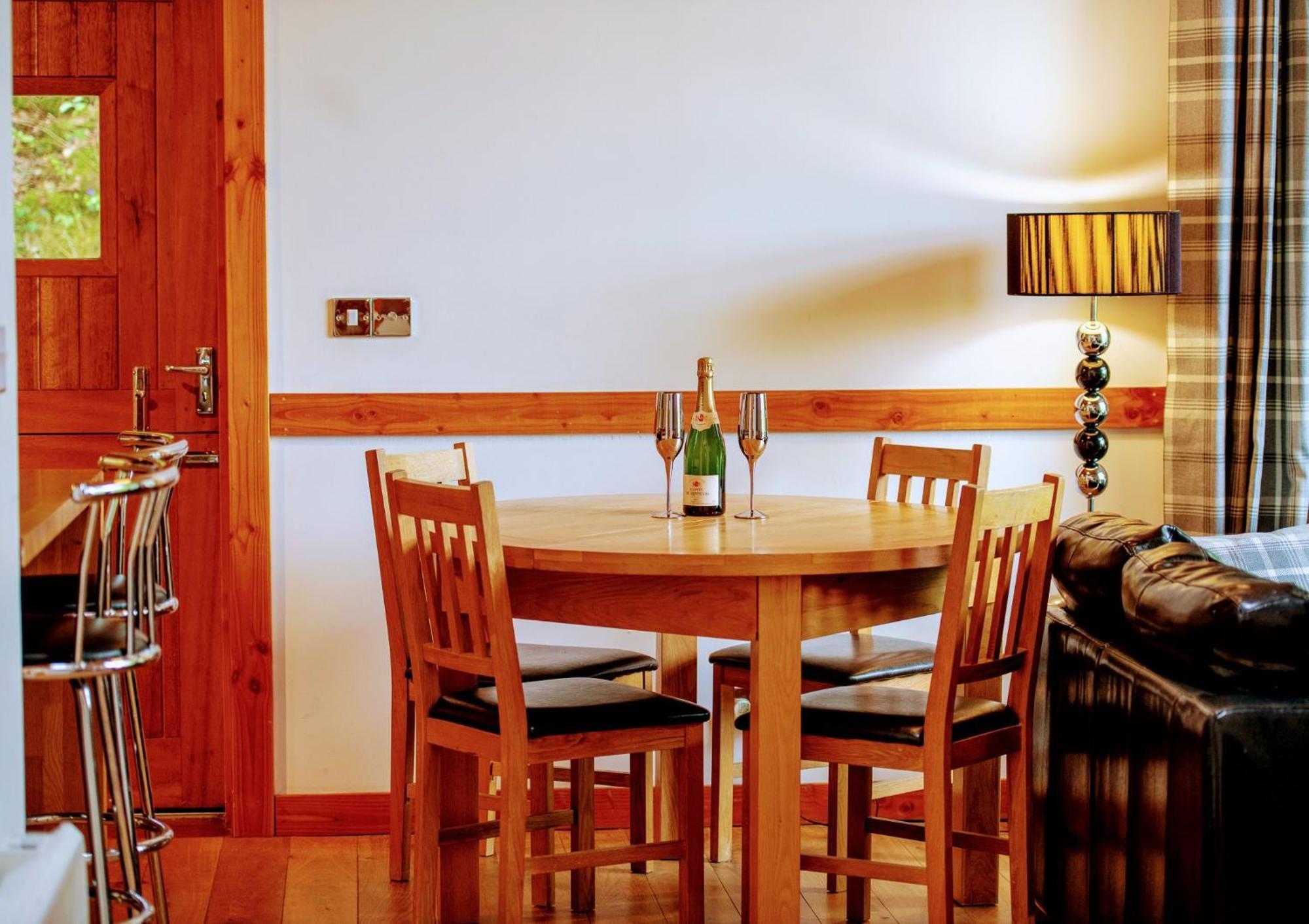 Loch Insh Chalets Ltd Kincraig Εξωτερικό φωτογραφία